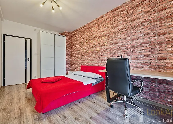 Apartment Industrial Red By Lookap - Parking, Klimatyzacja